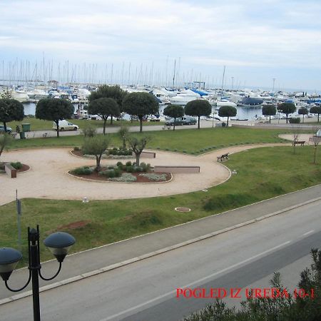 Blue Apartment Umag Luaran gambar